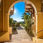 Le Belvedere - R9 137 By Interhome Apartamento Saint-Raphaël