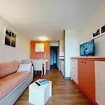Apartamento Le Belvedere - R9 137 By Interhome Saint-Raphaël